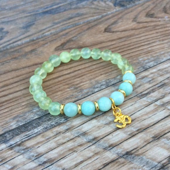 Prehnite bracelet with Om charm, Amazonite, healing bracelet - Picture 5 of 10